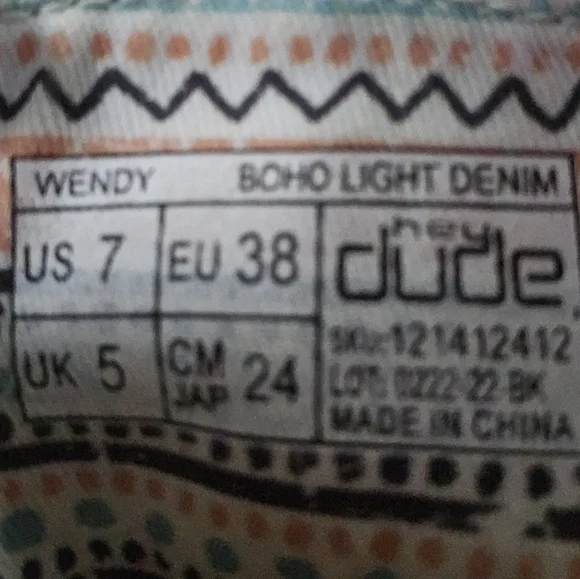 Hey Dude Wendy Boho Light Denim Slip-On Shoes Women’s 7 Casual Comfort Travel - Picture 13 of 13